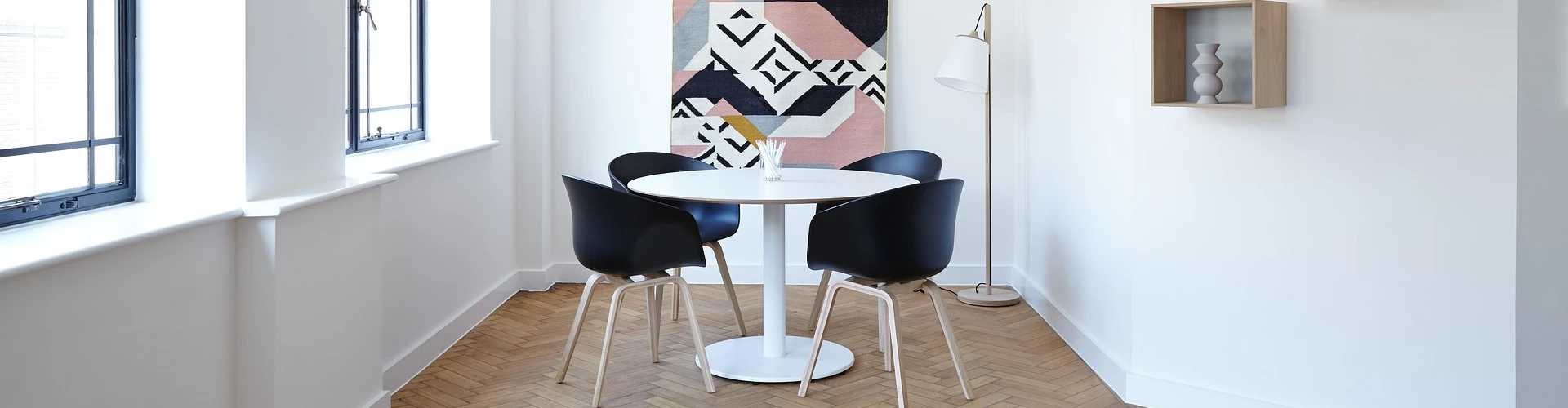 chairs-2181968_1920
