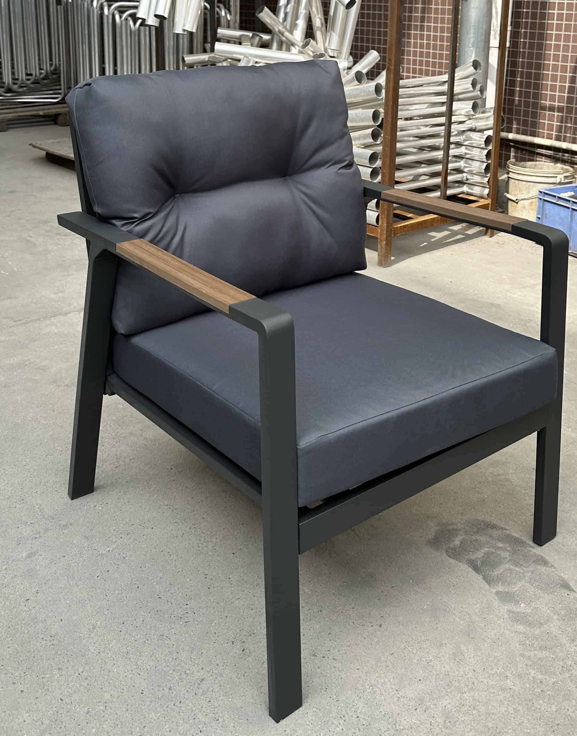 סט ישיבה לגינה דגם "קינגסטון" אפור