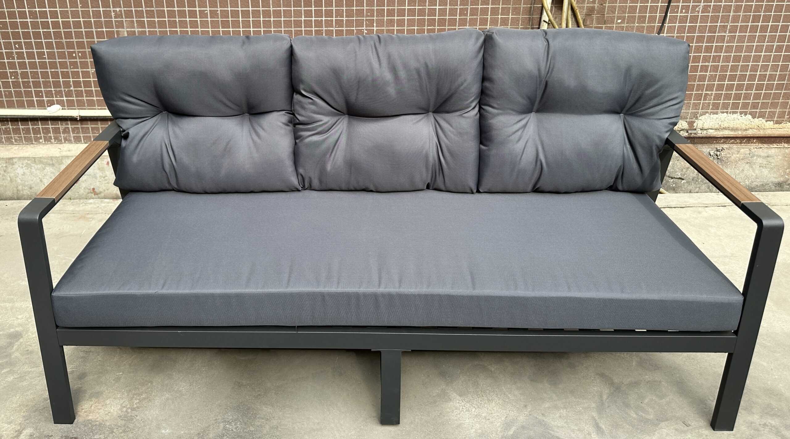 סט ישיבה לגינה דגם "קינגסטון" אפור