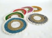 פלייסמנט קש צבעוני בעבודת יד